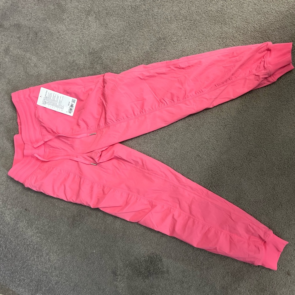 Lululemon lined joggers size 6